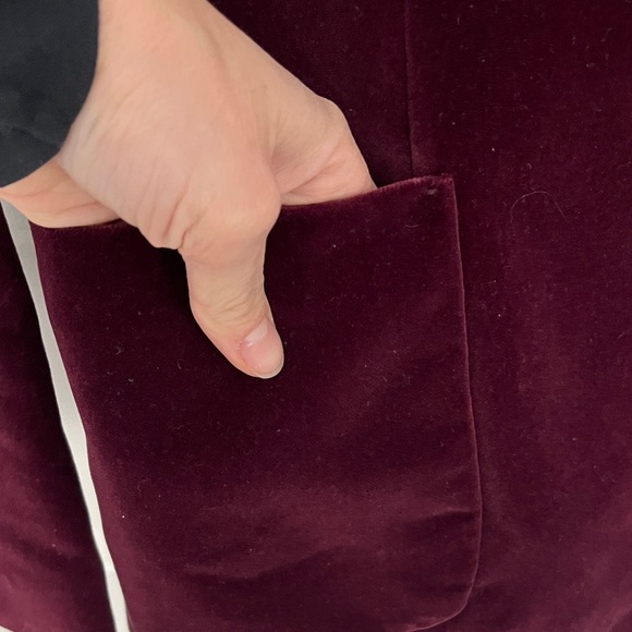 Vintage Velvet Tailored 2 button Blazer in Deep Burgundy XS - Picture 5 of 11
